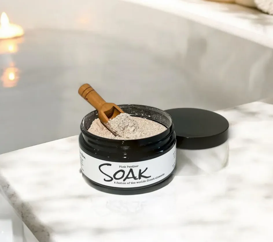 SOAK bath mask with wooden scoop